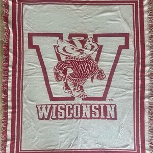 Wisconsin Badgers Throw Blanket 58” x 46”
